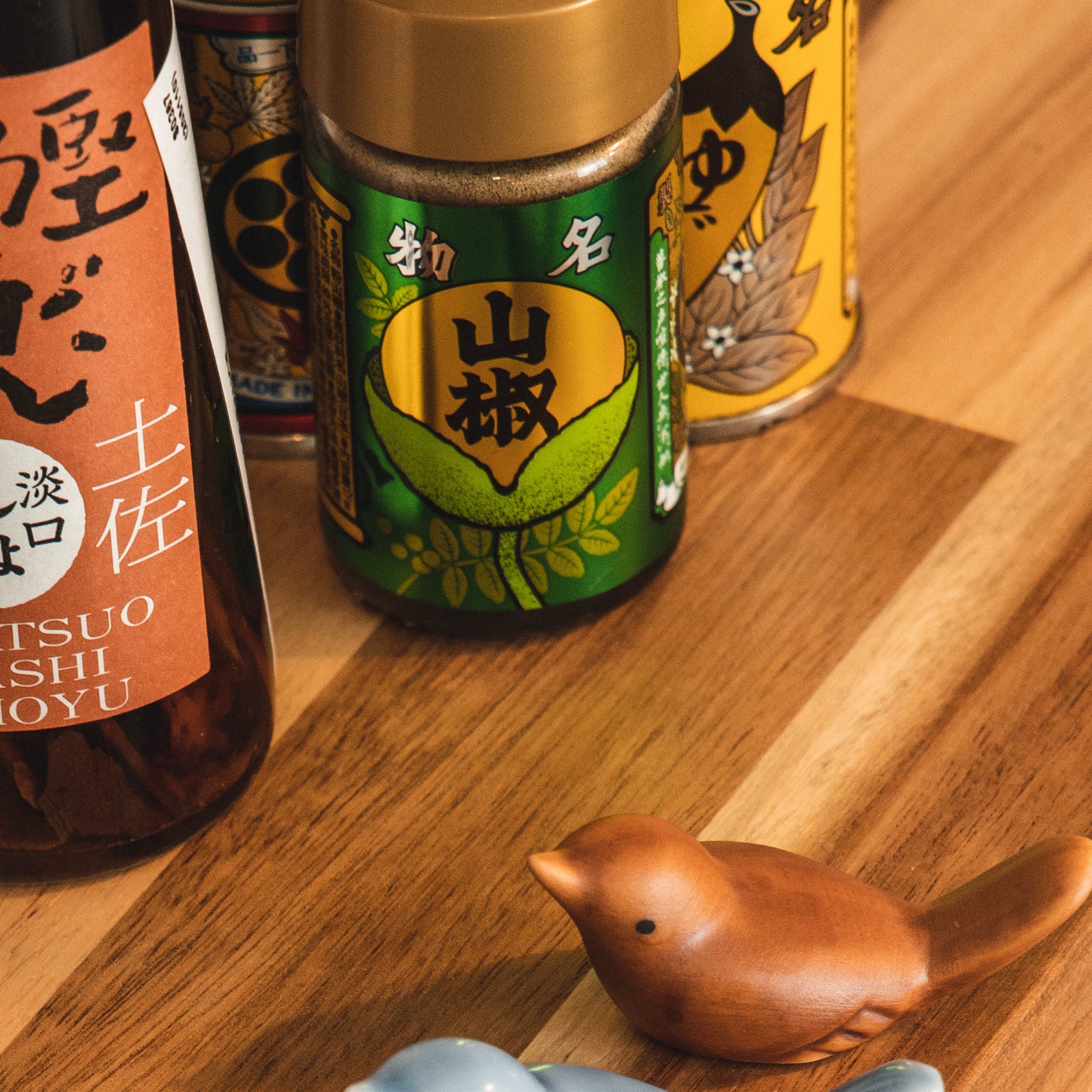 Brown Saikai Bird Chopstick Rest - Image 2