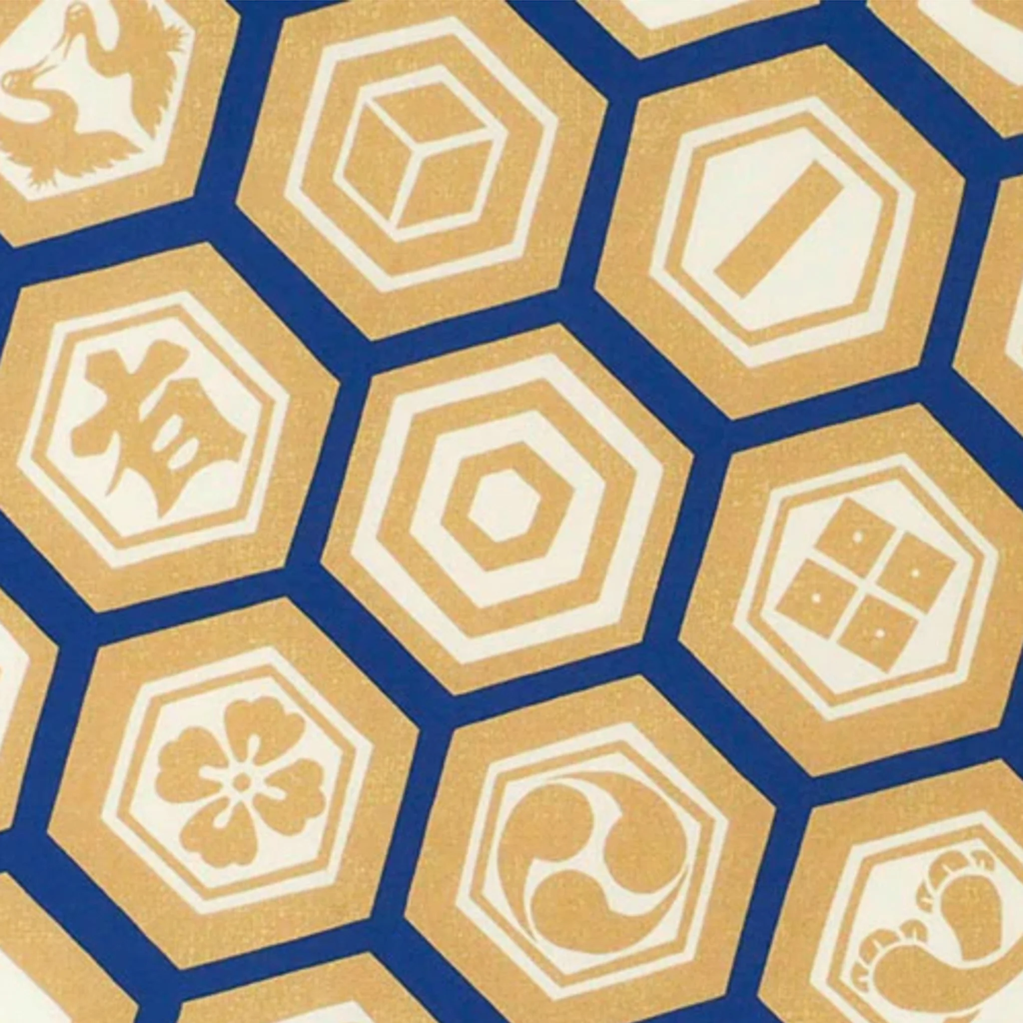 Furoshiki Cotton Wrap - Cochae Collab Tortoise Shell Crest 70x70cm - Image 7