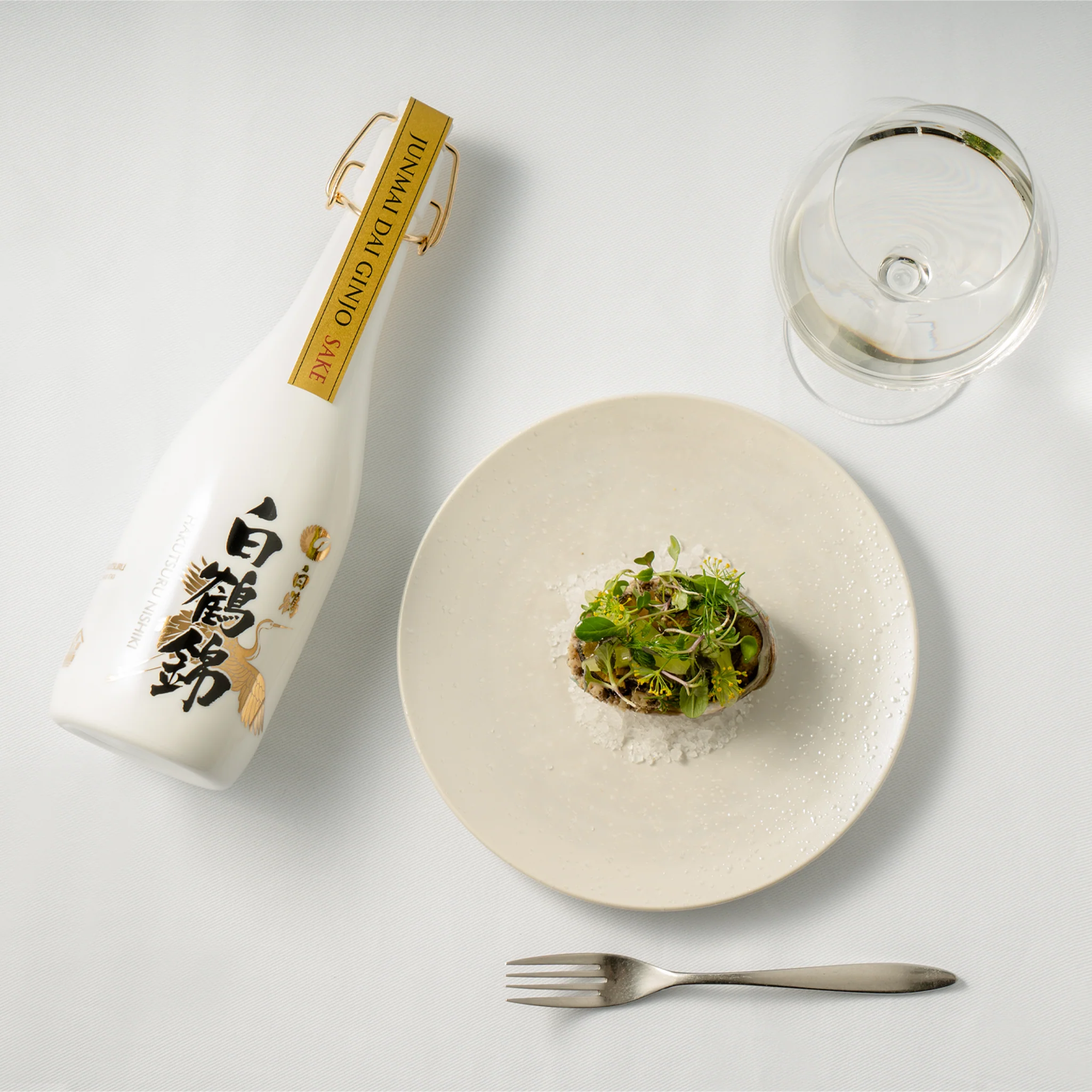 HAKUTSURU - Nishiki Junmai Daiginjo (Ceramic Bottle) 720ml - Image 2