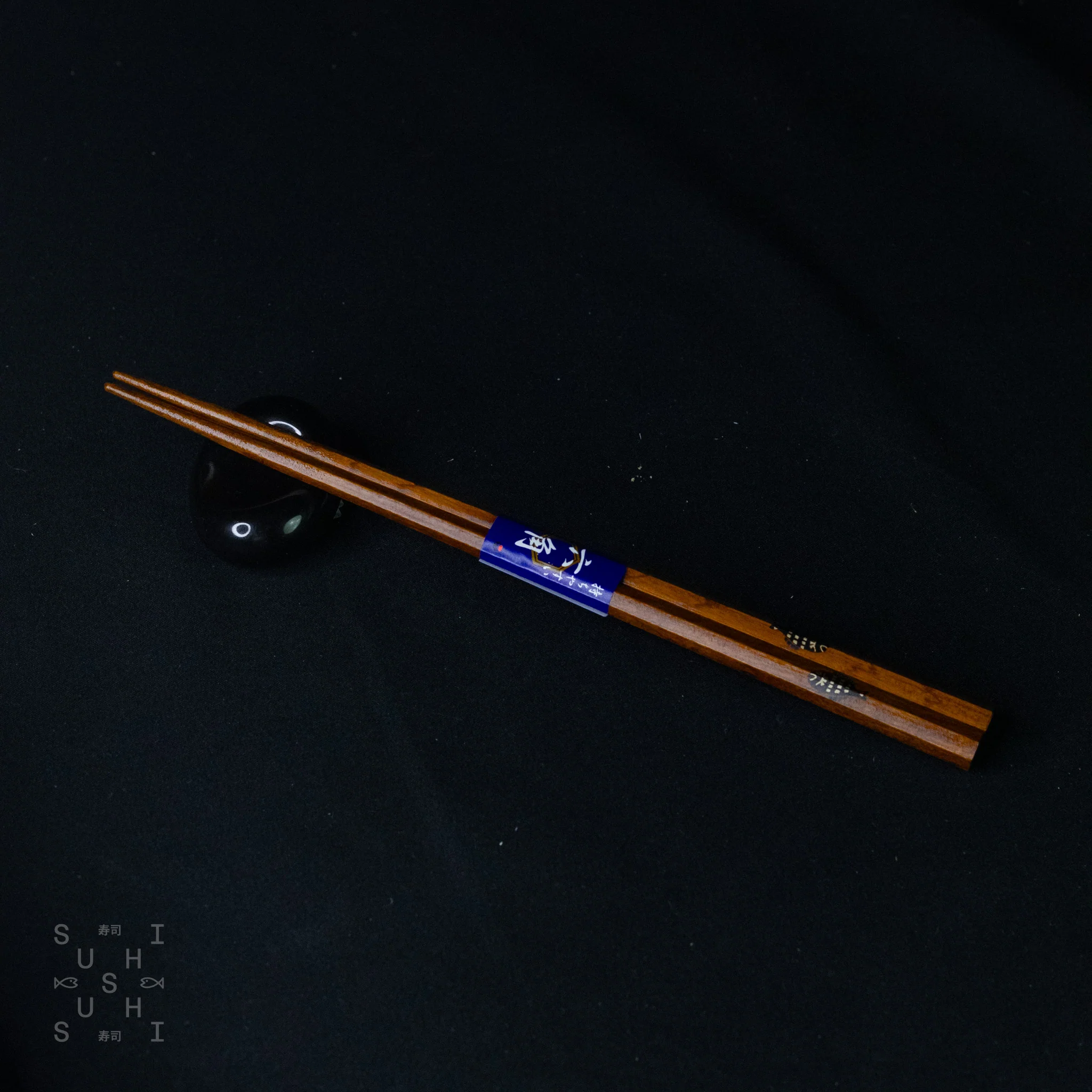 Ishida Carbonised Wood Chopsticks with Snapper Fish 205mm