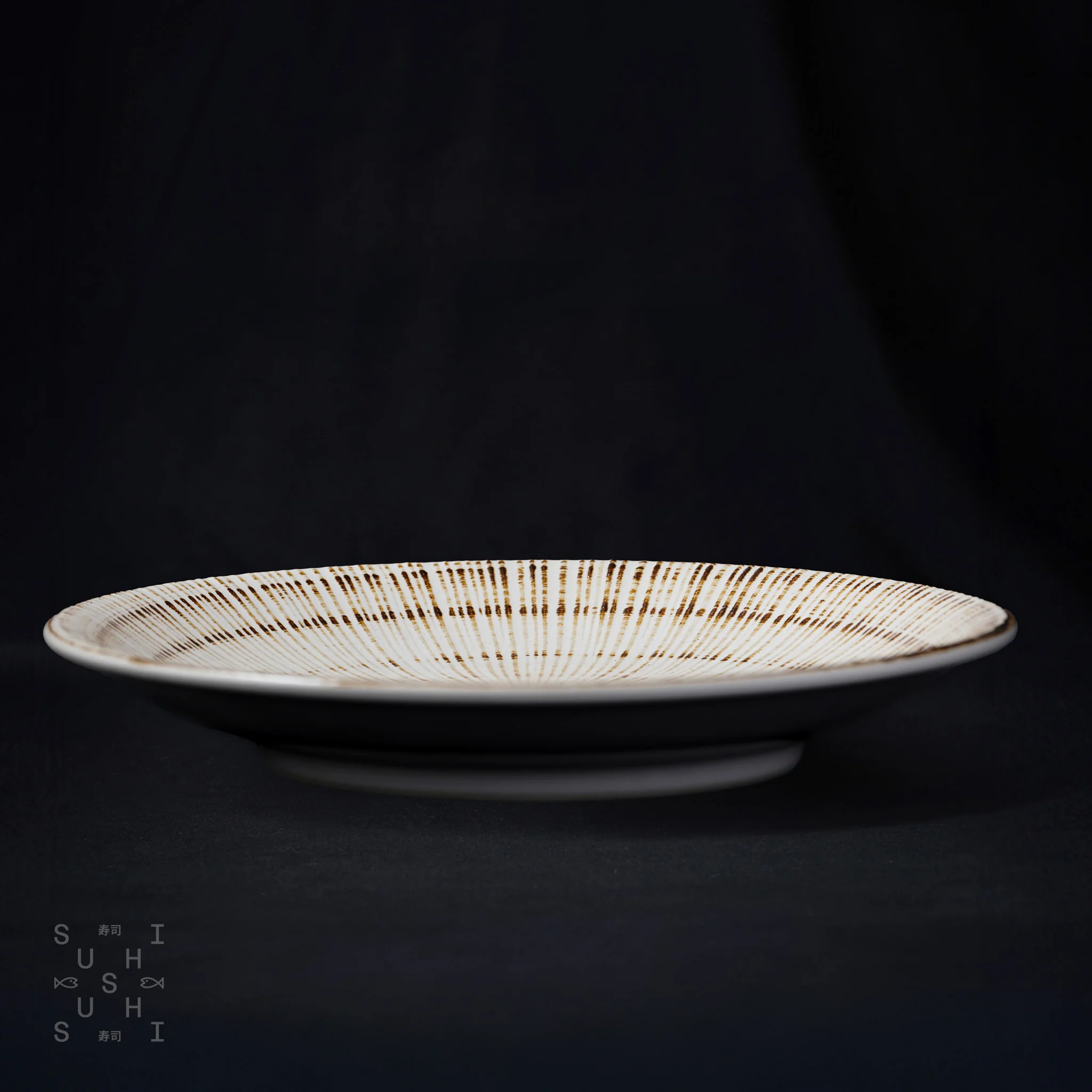 White Large Showa Seito Round Plate