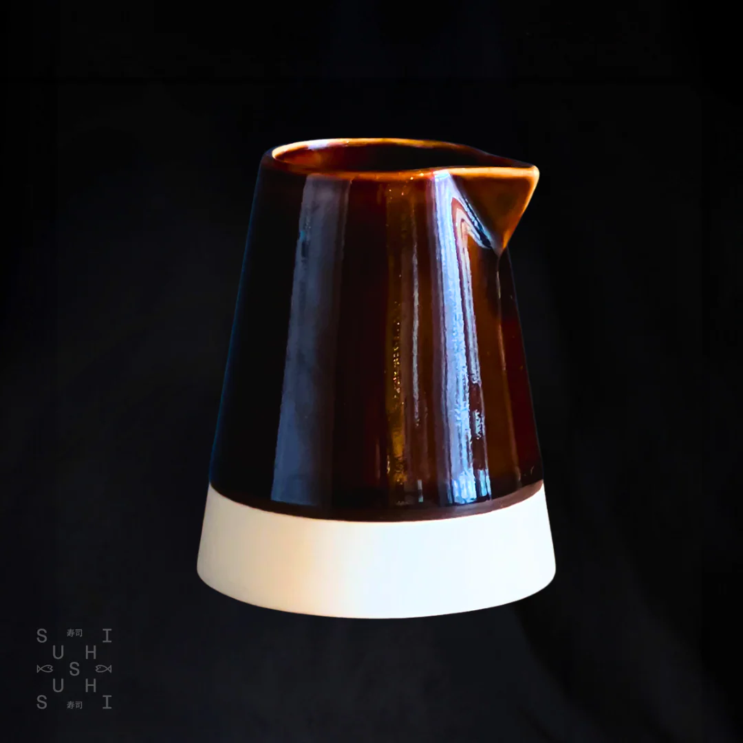 Saikai Pourer, Brown